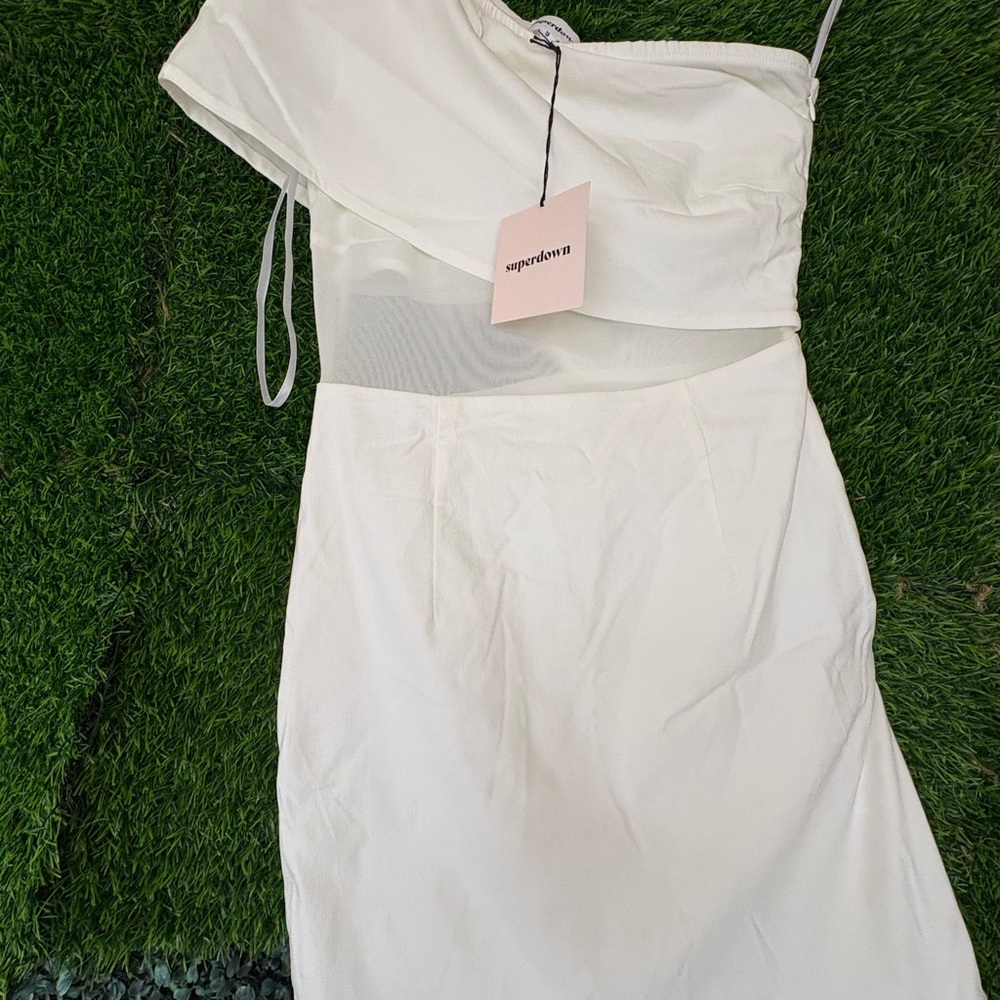 Superdown Cream One-Shoulder Dress